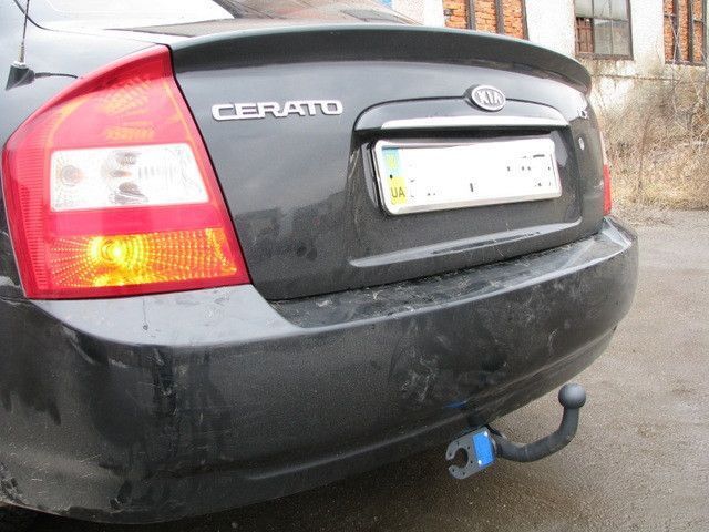 Фаркоп на KIA CERATO 2003-2008 100597 фото