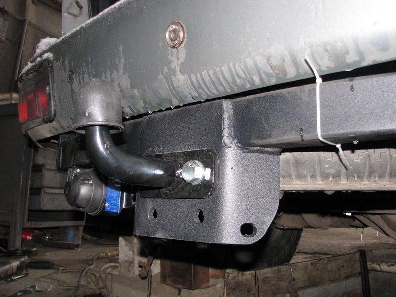 Фаркоп на MITSUBISHI PAJERO SPORT 1998-2009 100797 фото