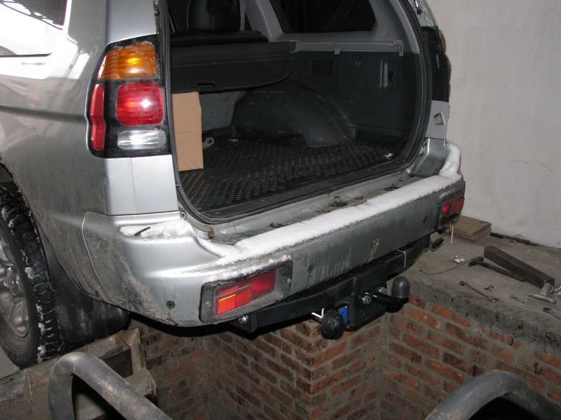 Фаркоп на MITSUBISHI PAJERO SPORT 1998-2009 100797 фото
