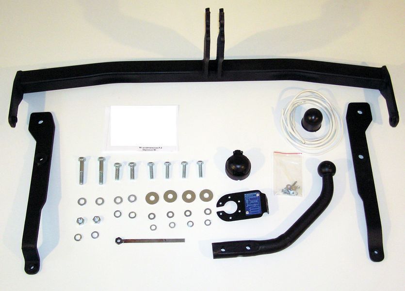 Фаркоп на RENAULT MEGANE 2002-2008 101056 фото