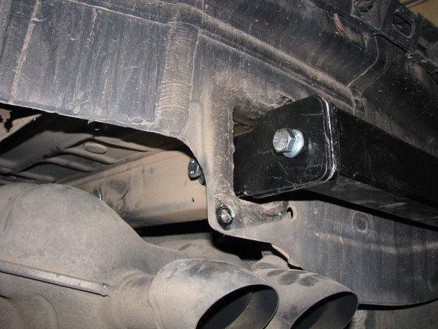 Фаркоп на VOLKSWAGEN PASSAT 2005-2010 101411 фото