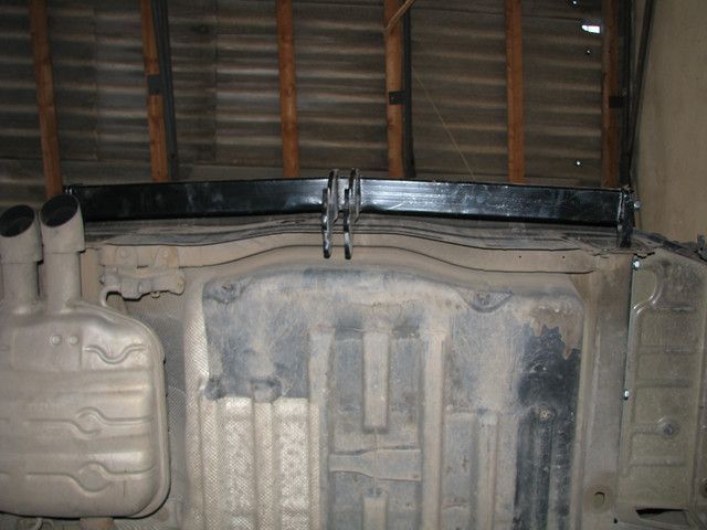 Фаркоп на VOLKSWAGEN PASSAT 2005-2010 101411 фото