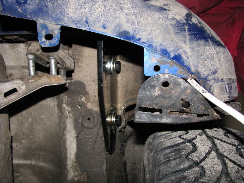 Фаркоп на HYUNDAI i20 2008-2014 100511 фото