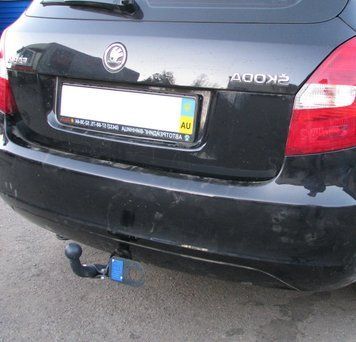 Фаркоп на SKODA FABIA 2007-2014 101162 фото