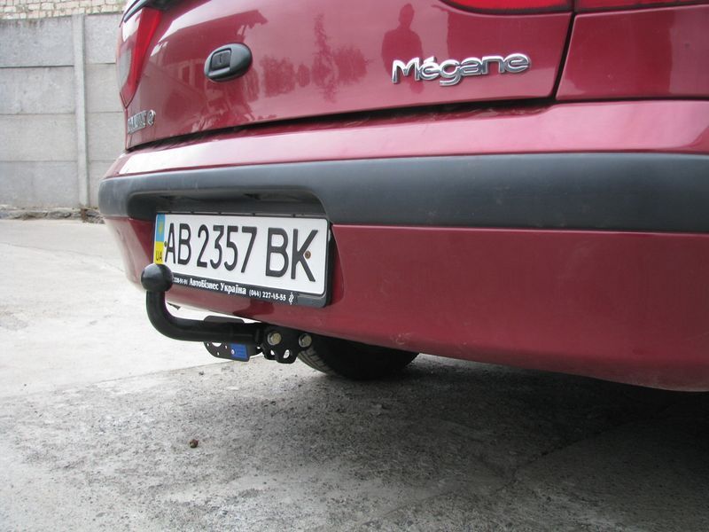 Фаркоп на RENAULT MEGANE 1996-2003 101062 фото