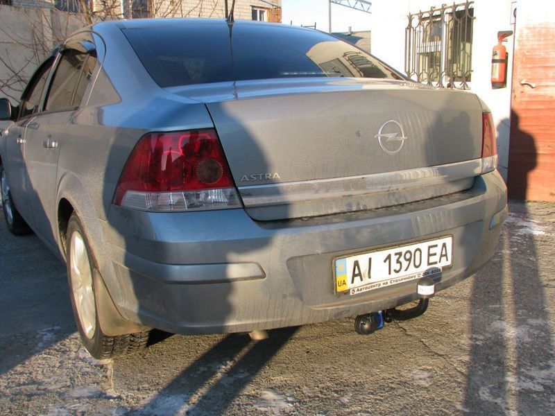 Фаркоп на OPEL ASTRA 2007-2012 100963 фото
