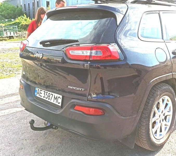 Фаркоп на JEEP CHEROKEE 2014-2018 100564 фото
