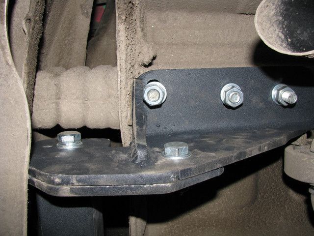 Фаркоп на GEELY EMGRAND 2009-2016 100415 фото