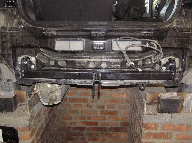 Фаркоп на NISSAN NOTE 2006-2013 100848 фото