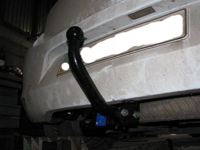 Фаркоп на RENAULT CLIO 2005-2012 101066 фото
