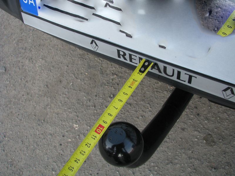 Фаркоп на RENAULT MEGANE 2008-2015 101067 фото