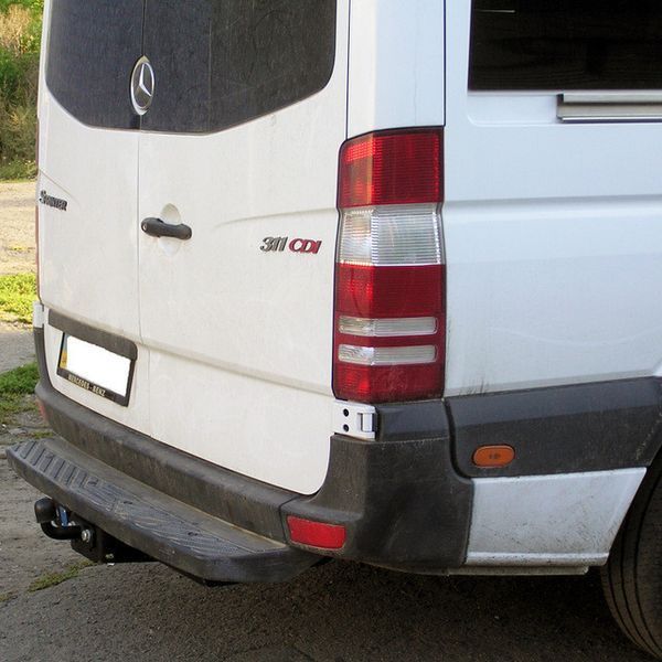 Фаркоп на MERCEDES-BENZ SPRINTER 2006-2018 100718 фото