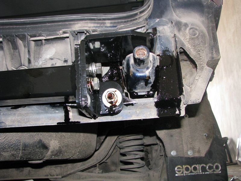 Фаркоп на FORD FOCUS 1998-2005 100369 фото