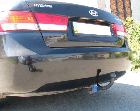 Фаркоп на HYUNDAI SONATA 2005-2010 100520 фото