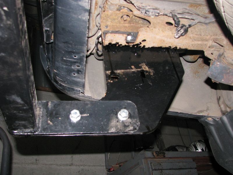 Фаркоп на MITSUBISHI L200 2006-2016 100821 фото
