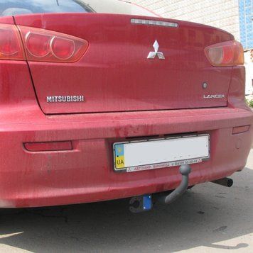 Фаркоп на MITSUBISHI LANCER 2007-2013 100773 фото