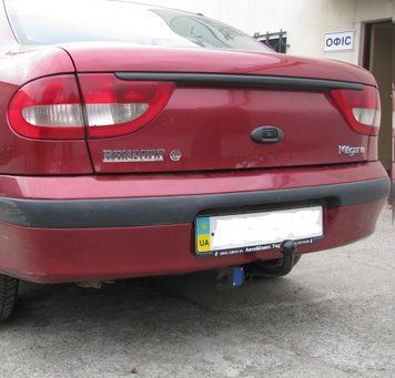 Фаркоп на RENAULT MEGANE 1996-2003 101074 фото