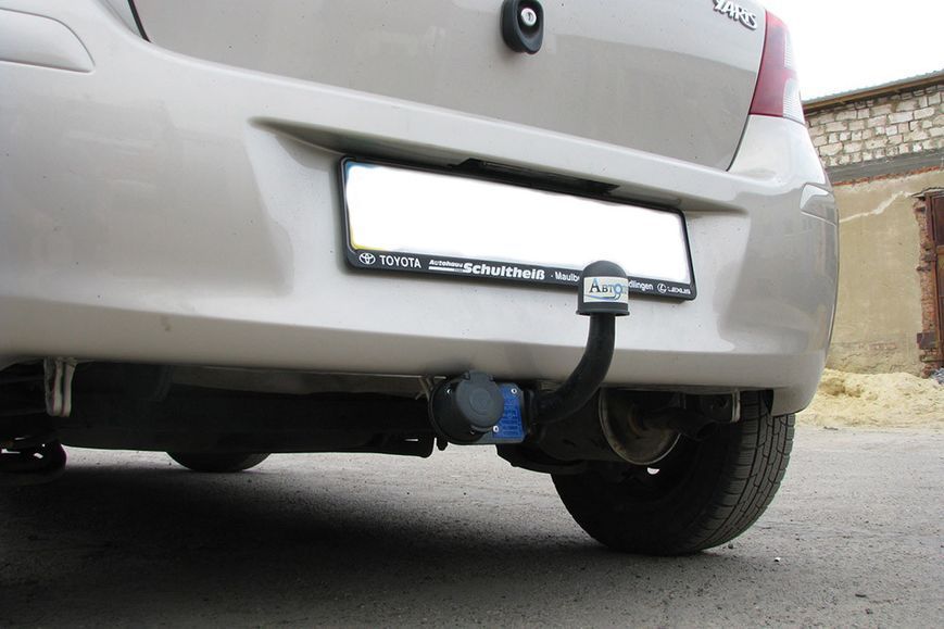 Фаркоп на TOYOTA YARIS 2006-2011 101274 фото