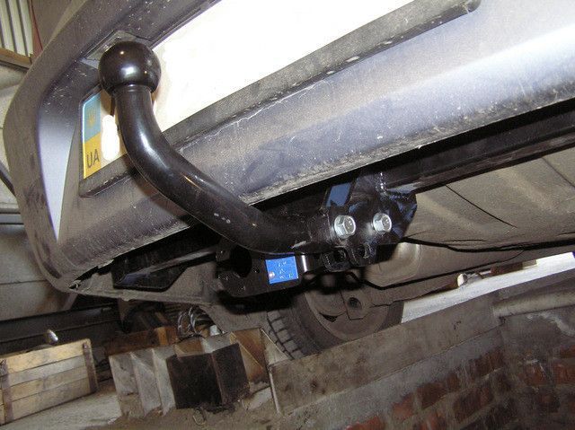 Фаркоп на RENAULT CLIO 2005-2012 101075 фото