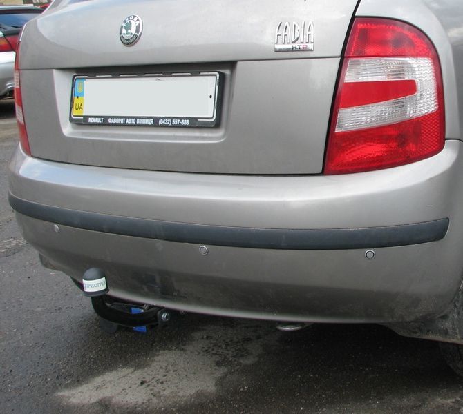 Фаркоп на SKODA FABIA 1999-2007 101149 фото