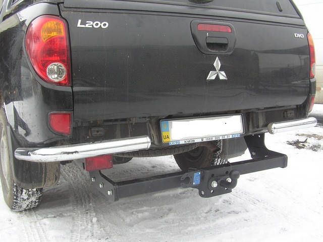 Фаркоп на MITSUBISHI L200 2006-2016 100777 фото
