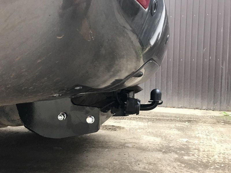 Фаркоп на JEEP GRAND CHEROKEE 1999-2005 100578 фото