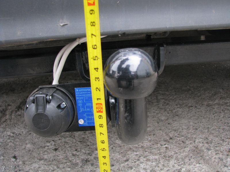 Фаркоп на OPEL VIVARO 2002-2014 100978 фото