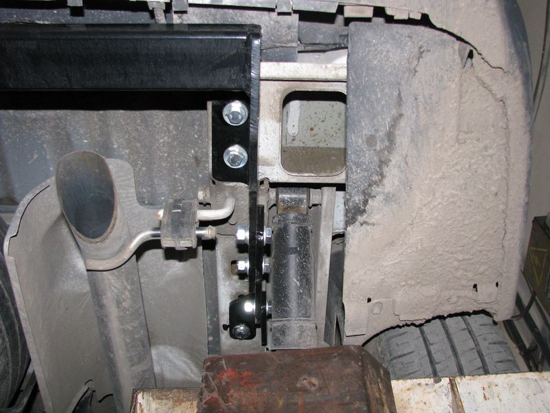Фаркоп на OPEL VIVARO 2002-2014 100978 фото