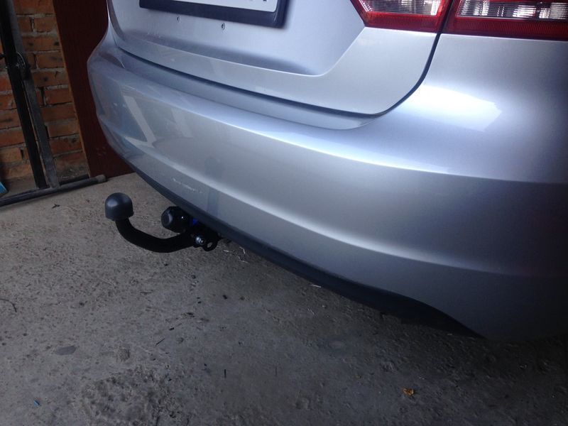 Фаркоп на VOLKSWAGEN PASSAT 2011-2015 101379 фото