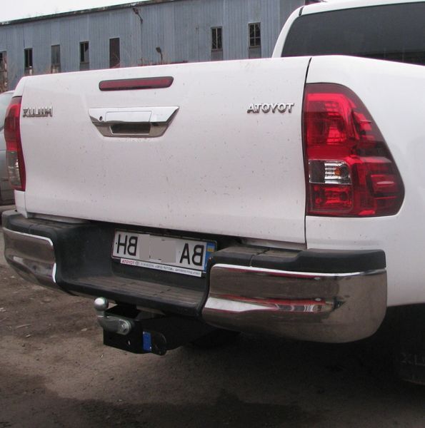 Фаркоп на TOYOTA HILUX 2004-,2015- 101280 фото