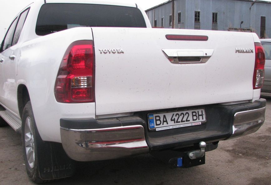 Фаркоп на TOYOTA HILUX 2004-,2015- 101280 фото