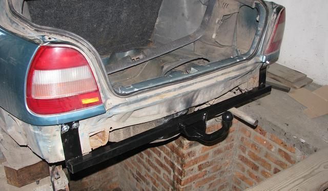 Фаркоп на NISSAN SUNNY 1990-1995 100882 фото