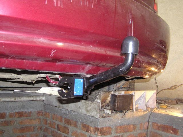 Фаркоп на HYUNDAI ACCENT 2006-2010 100483 фото