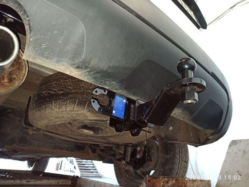 Фаркоп на RENAULT DUSTER 2009-2018 101083 фото