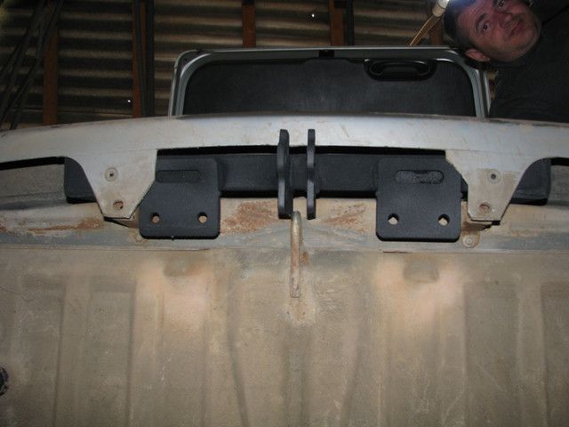 Фаркоп на MAZDA MPV 1999-2006 100684 фото