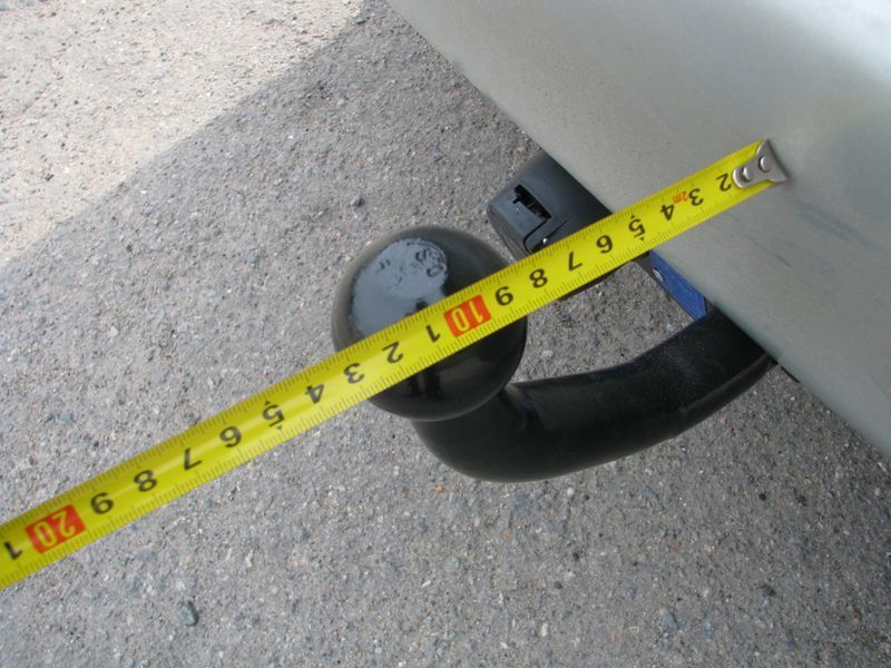 Фаркоп на MAZDA MPV 1999-2006 100684 фото