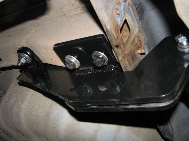 Фаркоп на NISSAN MAXIMA 2001-2005 100885 фото