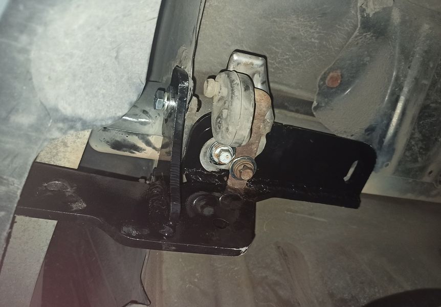 Фаркоп на TOYOTA AVALON 2012-2016 101250 фото