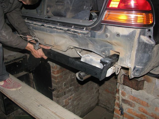 Фаркоп на NISSAN MAXIMA 1994-1997 100886 фото