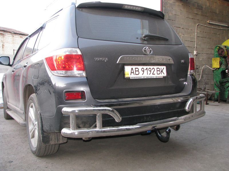 Фаркоп на TOYOTA HIGHLANDER 2010-2013 101290 фото