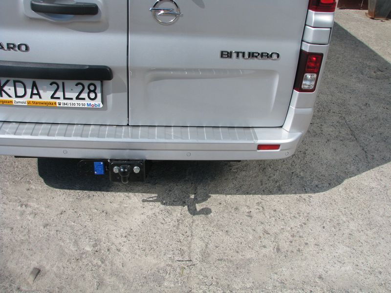 Фаркоп на OPEL VIVARO 2014-- 100941 фото