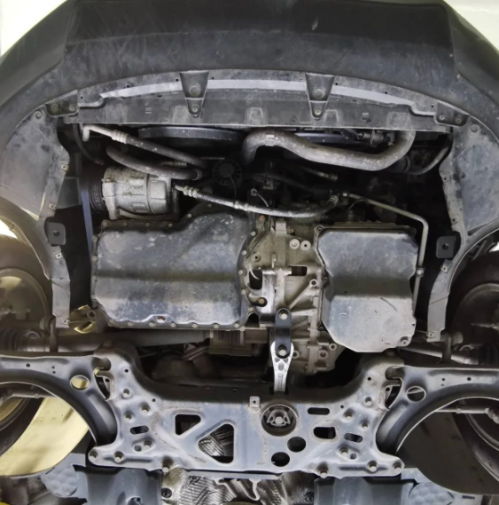 Захист двигуна Volkswagen Jetta VI (2010-2018) Універсал /V: всі/ на двигун і КПП - 2.0 мм. 101931 фото