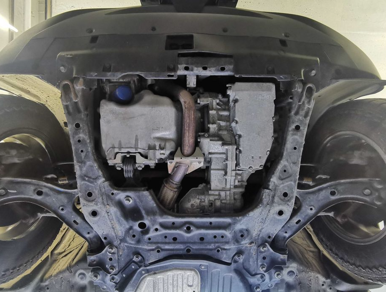 Захист двигуна Honda CR-V IV (2012-2015) /V: всі/ на двигун і КПП - 2.0 мм. 100563 фото