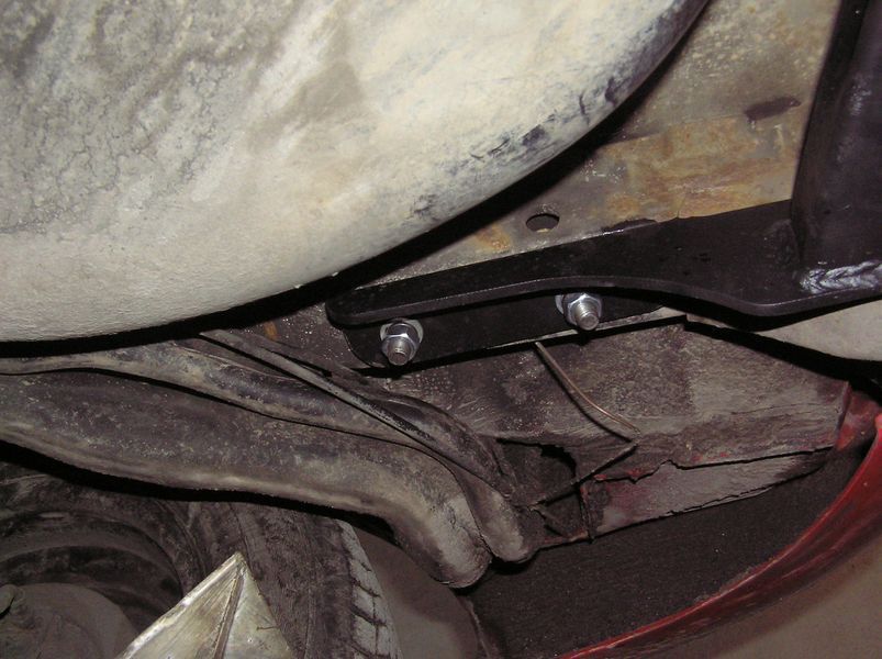 Фаркоп на FORD ESCORT 1990-1998 100393 фото