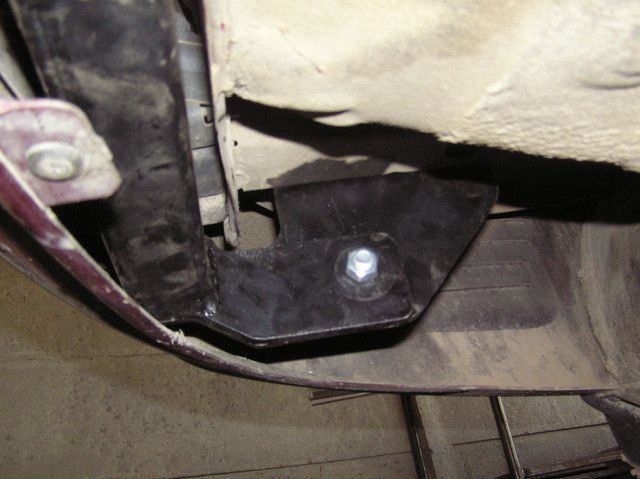 Фаркоп на HYUNDAI ACCENT 2006-2010 100495 фото