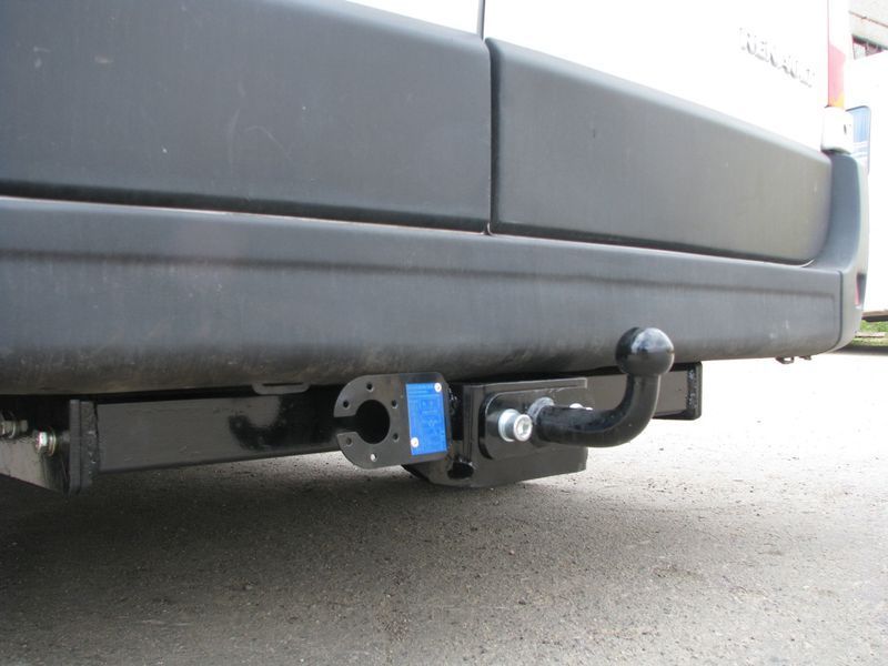 Фаркоп на NISSAN NV400 2010-- 100845 фото