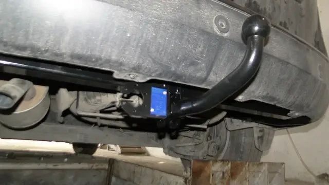 Фаркоп на RENAULT LODGY 2012-- 101051 фото