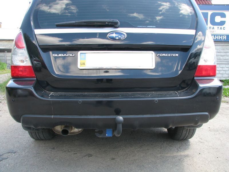 Фаркоп на SUBARU FORESTER 1999-2008 101196 фото
