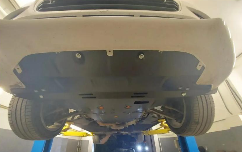 Захист двигуна Audi A4 B8 (2008-2015) /V: всі/ на радіатор, двигун, КПП - 2.0 мм. 100043 фото