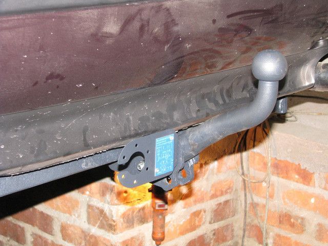 Фаркоп на TOYOTA CARINA 1992-1997 101305 фото